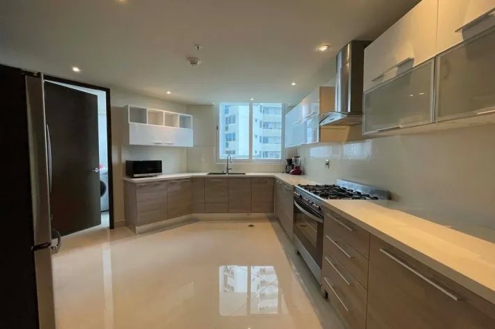 Alquiler de apartamento en Costa del Este, Panamá