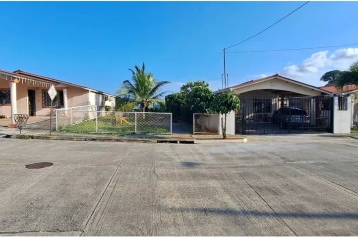 Se alquila casa con línea blanca en Verde Real, La Chorrera