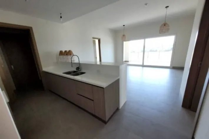 Venta de apartamento en Playa Escondida, Colón