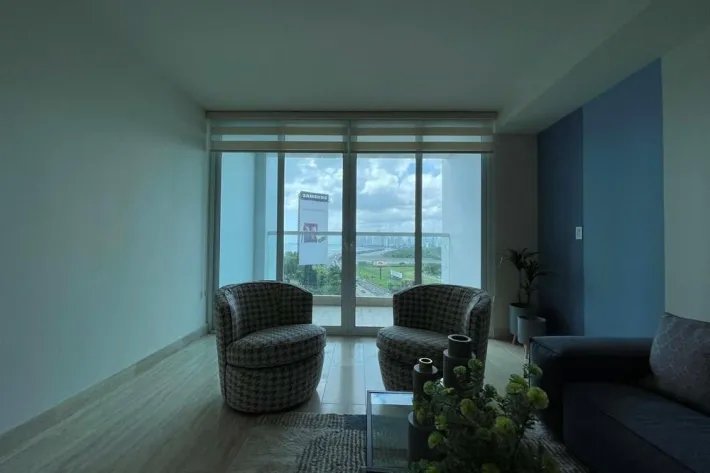 Apartamento amoblado con vista a la ciudad en Costa del Este