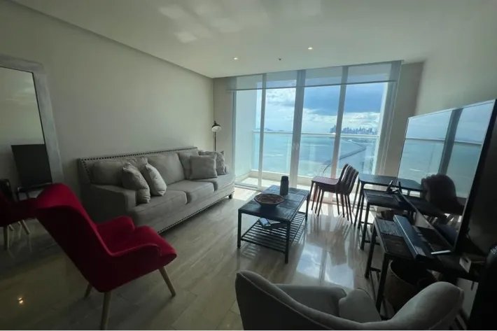 Apartamento amoblado en alquiler con vista al mar, Costa del Este