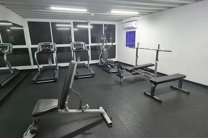 Apartamento amoblado en venta en Plaza Edison, Tumba Muerto