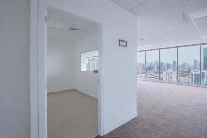Venta de oficina en Área Bancaria, Obarrio