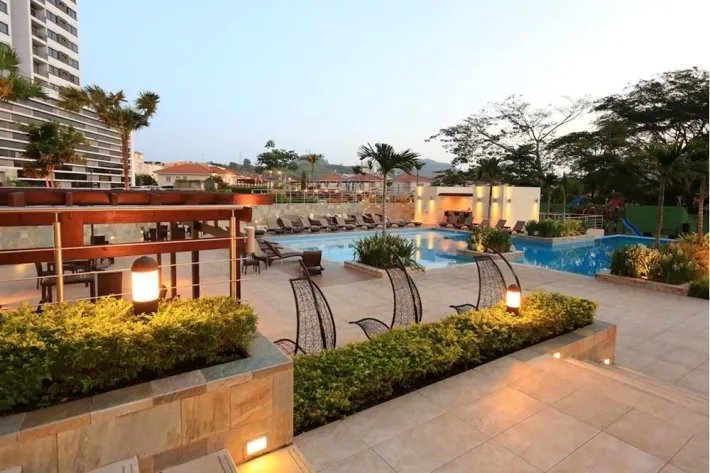 Se vende apartamento en Condado del Rey, Panamá