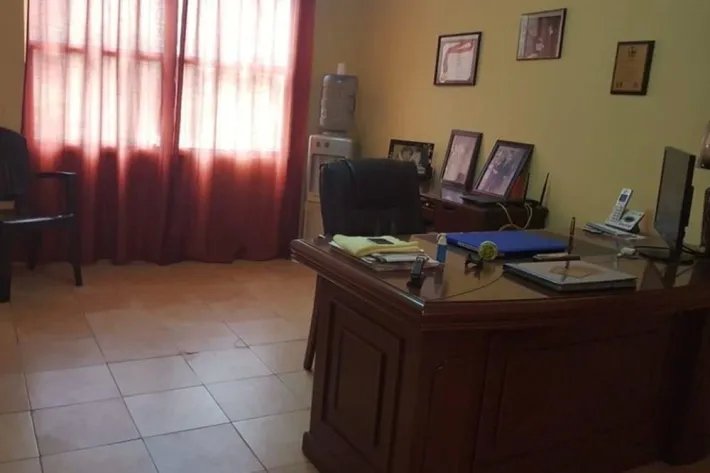 Venta de casa en Llanos de Curundu