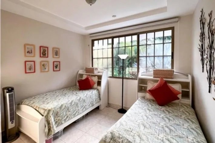 Venta de casa en Cárdenas Village, Panamá