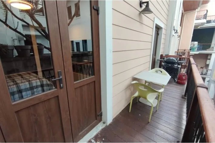 Se alquila apartamento amoblado en Casco Viejo