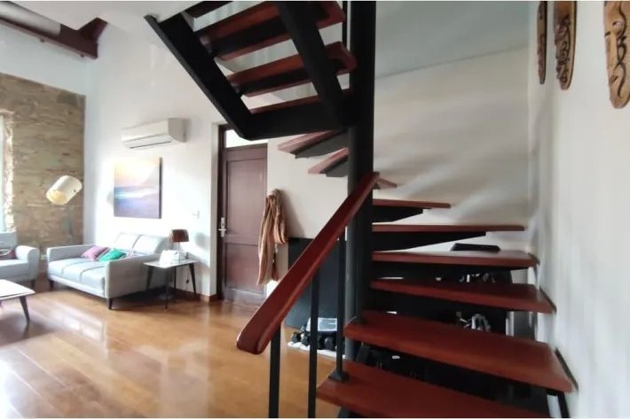 Se alquila apartamento amoblado en Casco Viejo