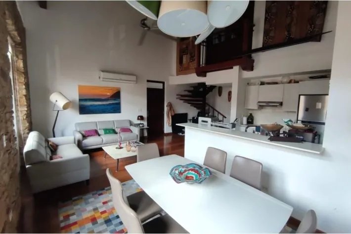 Se alquila apartamento amoblado en Casco Viejo