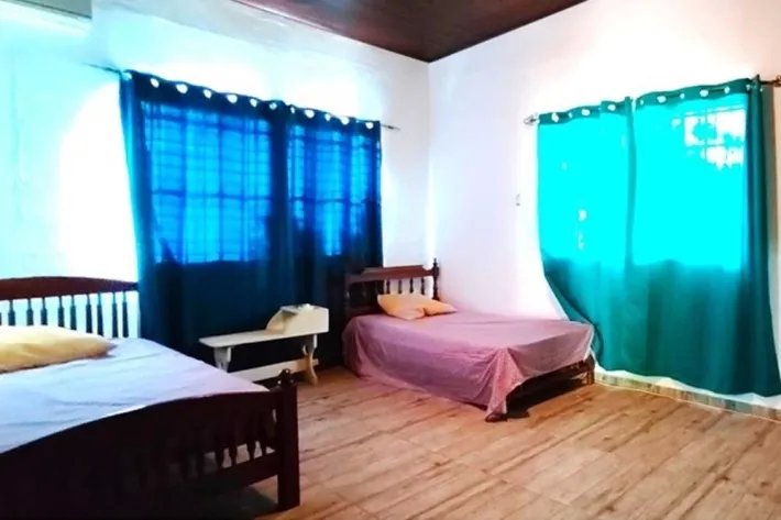 Amplia casa de playa en venta en Coronado, Chame