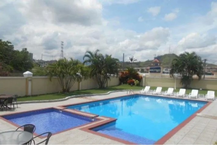 Venta de apartamento en PH Mc Gregor Valley, Condado del Rey