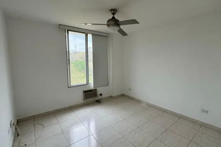 Venta de apartamento en PH Mc Gregor Valley, Condado del Rey