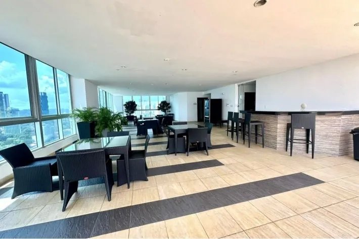 Se vende apartamento en Avenida Balboa