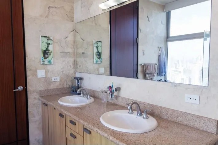 Apartment for sale in Punta Pacifica, San Francisco