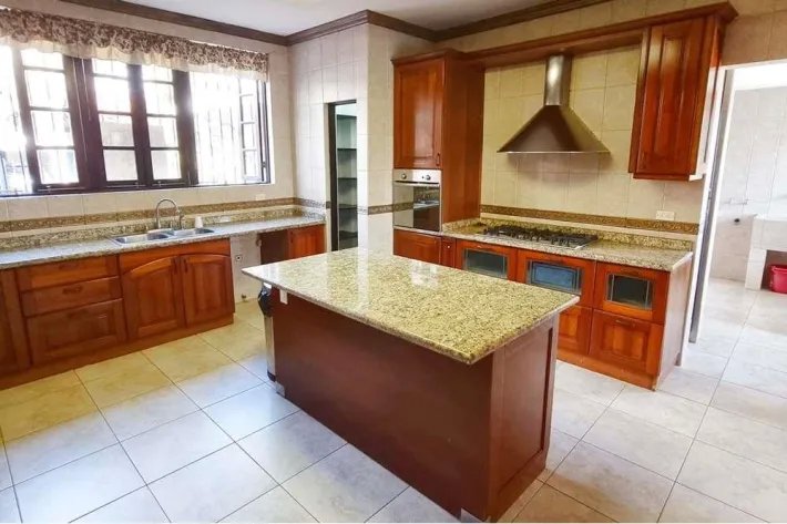 House for sale in Los Guayacanes, Panama