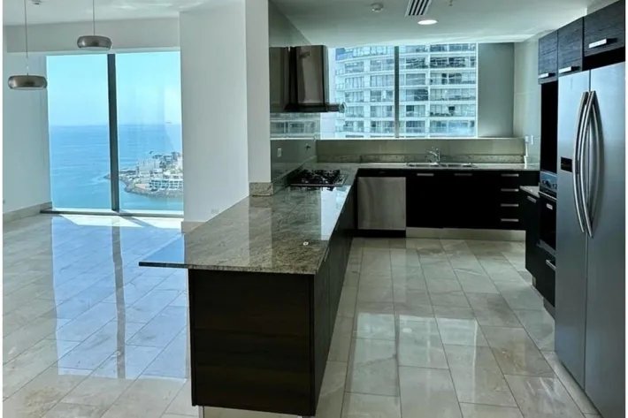 Luxury apartment for sale in Punta Pacifica, Panama