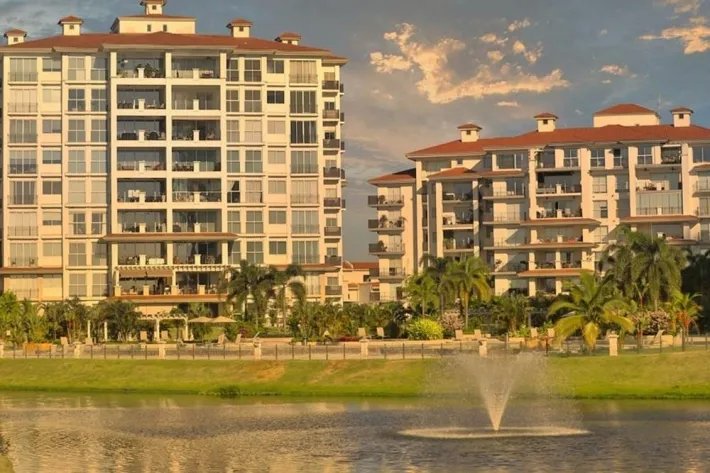 Luxury apartments for sale in Santa María