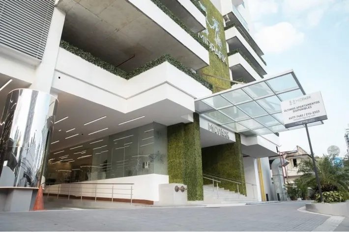 Venta de apartamento PH Midpark, Carrasquilla, Panamá