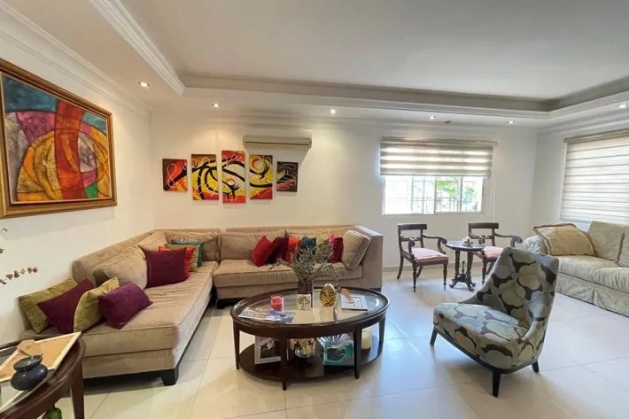 Se vende casa en Cristóbal, Colón