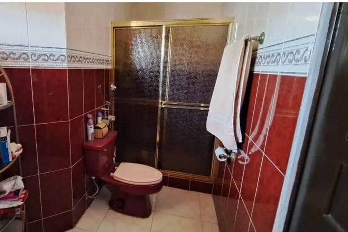 Two-story house for sale in La Chorrera, West Panama