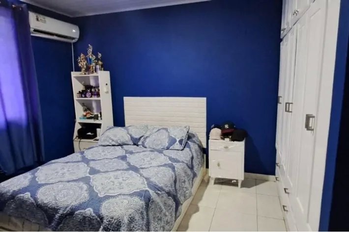 Two-story house for sale in La Chorrera, West Panama