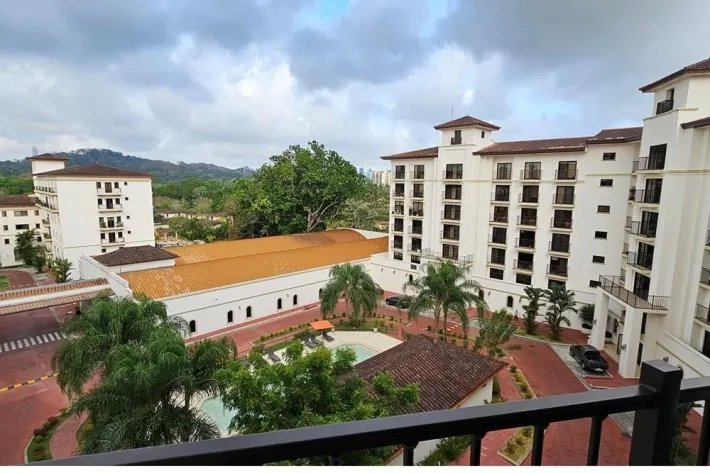 Apartment for sale in Embassy Village, Clayton, Panama