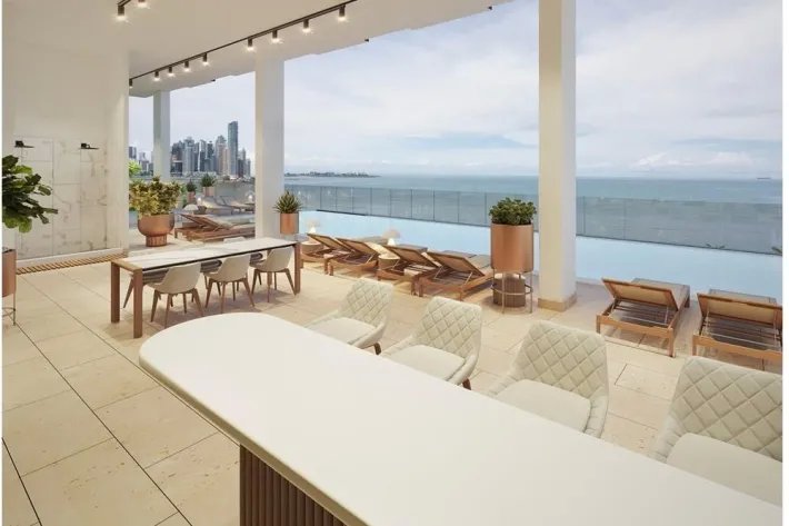 Apartment for sale on Avenida Balboa