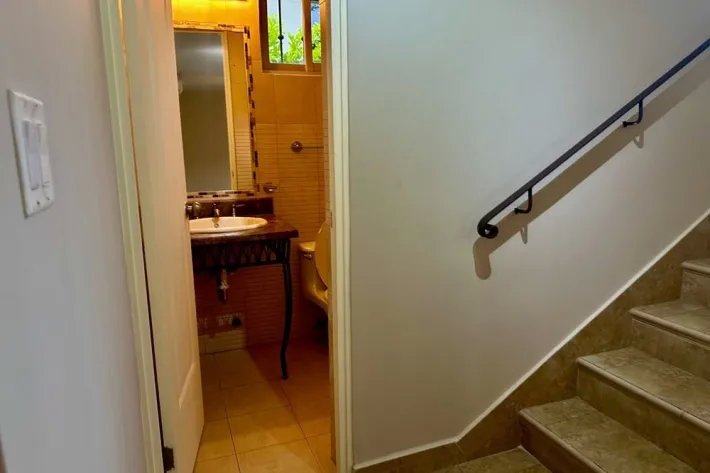 Casa en venta en Embassy Gardens, Clayton