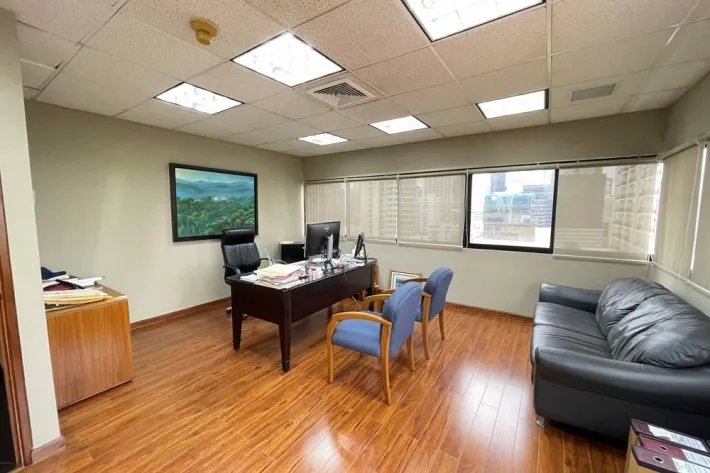 Office for sale in Federico Boyd Avenue, Panama