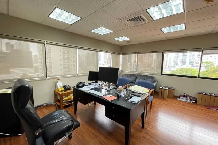 Office for sale in Federico Boyd Avenue, Panama