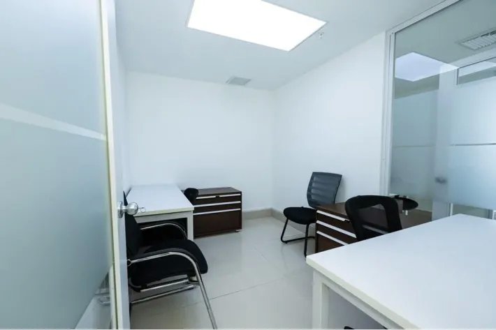 Oficina en alquiler en la Torre Bicsa, Avenida Balboa