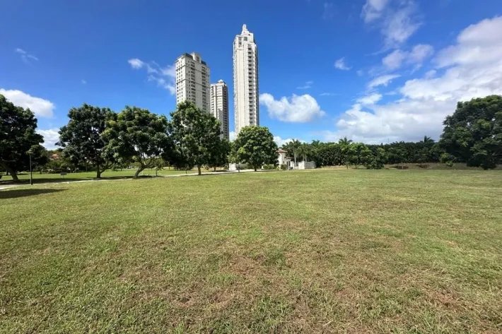 Lotes de terreno para venta en Península Estates, Santa Maria Golf  Co...