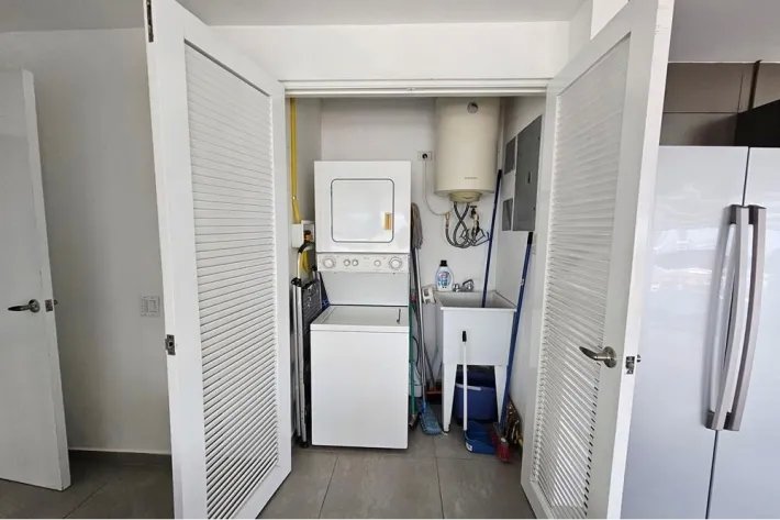 Apartment for sale at Yacht Club Tower, Avenida Balboa