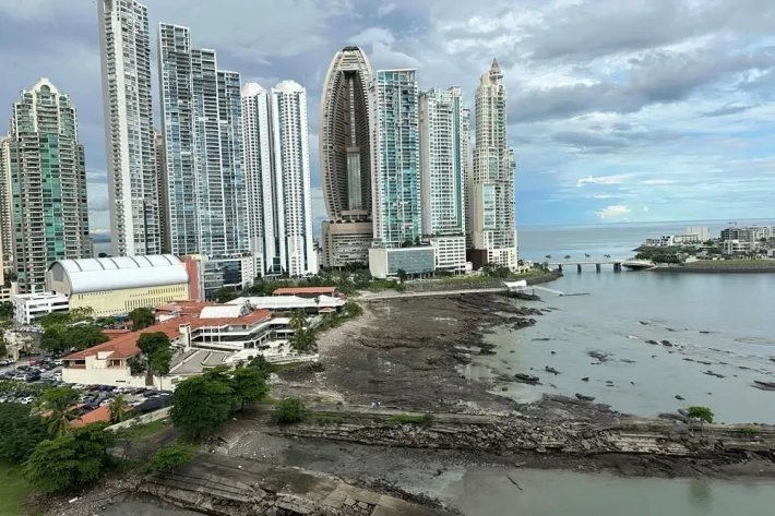 Venta de apartamento en Ocean Front Luxury Penthouses, Punta Paitilla