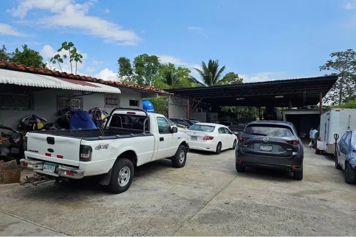 Galera comercial en venta en Llano Bonito, Panamá