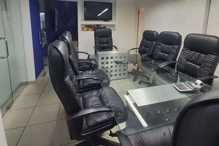 Furnished office for rent in Hi-Tech Plaza, Obarrio