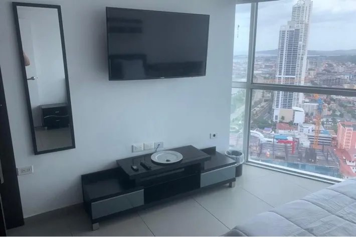 Alquiler de lujoso apartamento PH Yacht Club, Avenida Balboa
