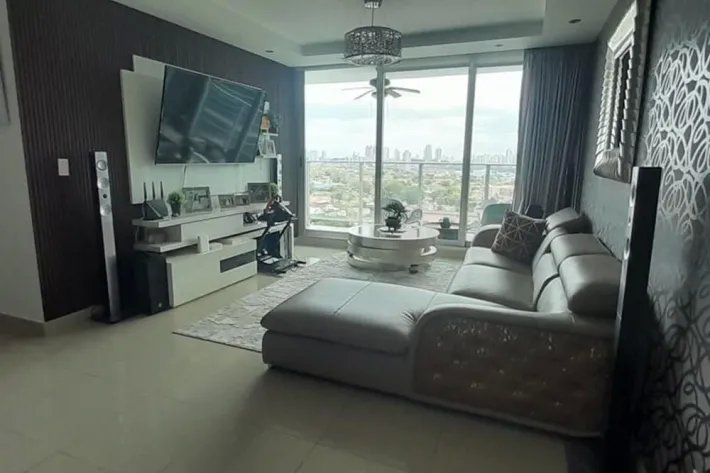 Venta de apartamento en Dos Mares, Tumba Muerto