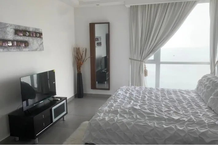 Se alquila lujoso apartamento en PH Element, Avenida Balboa
