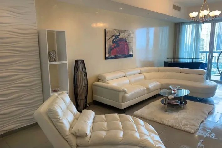Alquiler de lujoso apartamento PH Yacht Club, Avenida Balboa