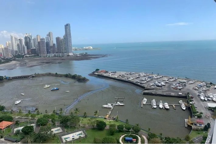 Alquiler de lujoso apartamento PH Yacht Club, Avenida Balboa