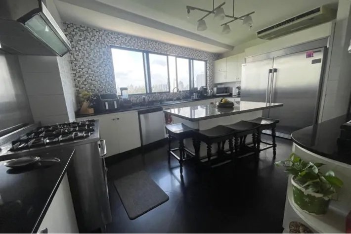 Apartamento en venta en La Cresta, Panamá