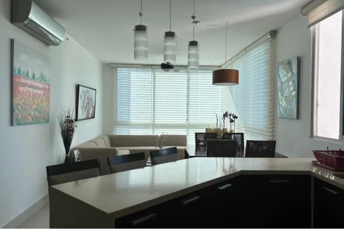 Alquiler de apartamento amoblado en PH Castellammare, Costa del Este
