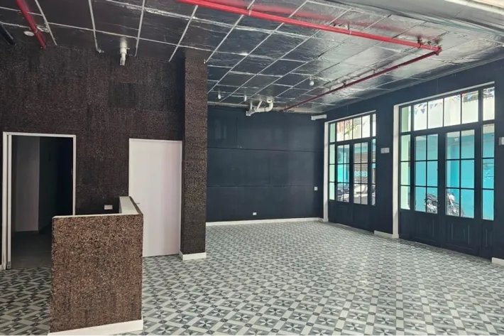 Venta de Local Comercial en Santa Ana, Panamá