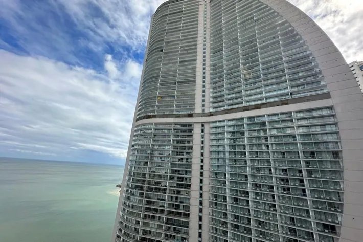 Apartment for sale in Grand Tower, Punta Pacifica