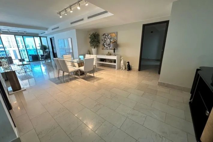 Venta de apartamento en PH Grand Tower, Punta Pacifica
