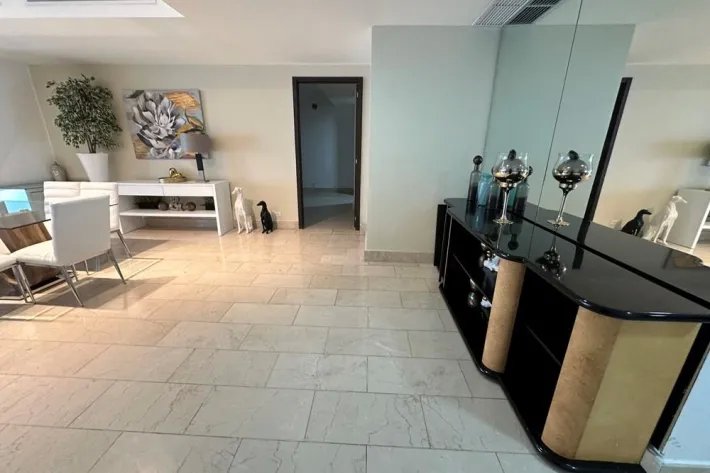 Venta de apartamento en PH Grand Tower, Punta Pacifica