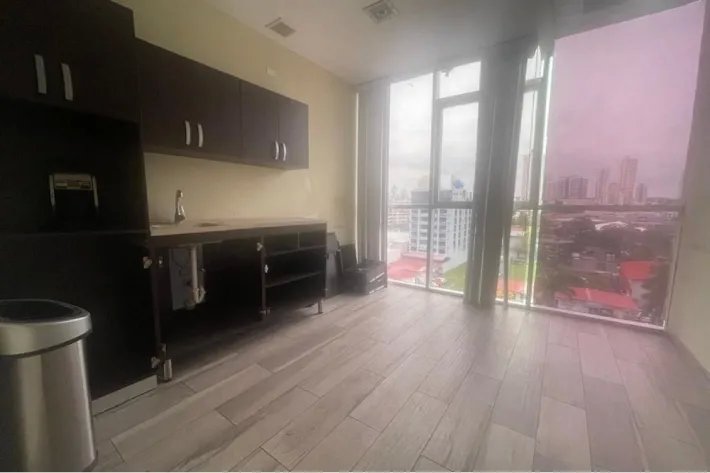 Venta de oficina en Vía Brasil, Obarrio