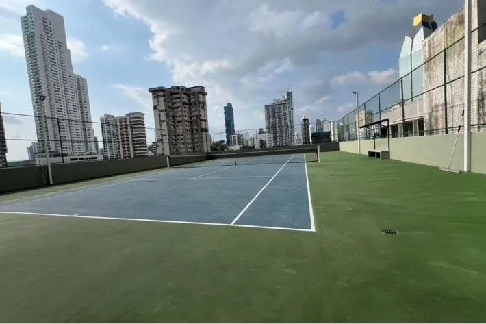 Venta de apartamento en Avenida Balboa, Panamá