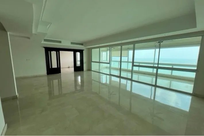 Venta de apartamento en Avenida Balboa, Panamá